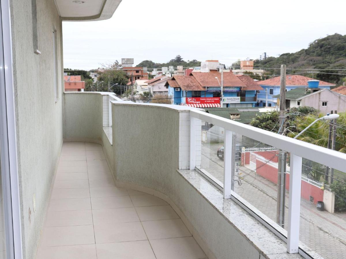 Res. Antonio Pinheiro. Apartamento Com 2 Dormitorios. Bombinhas Εξωτερικό φωτογραφία